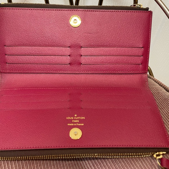 Louis Vuitton Handbags - Louis Vuitton Adele wallet